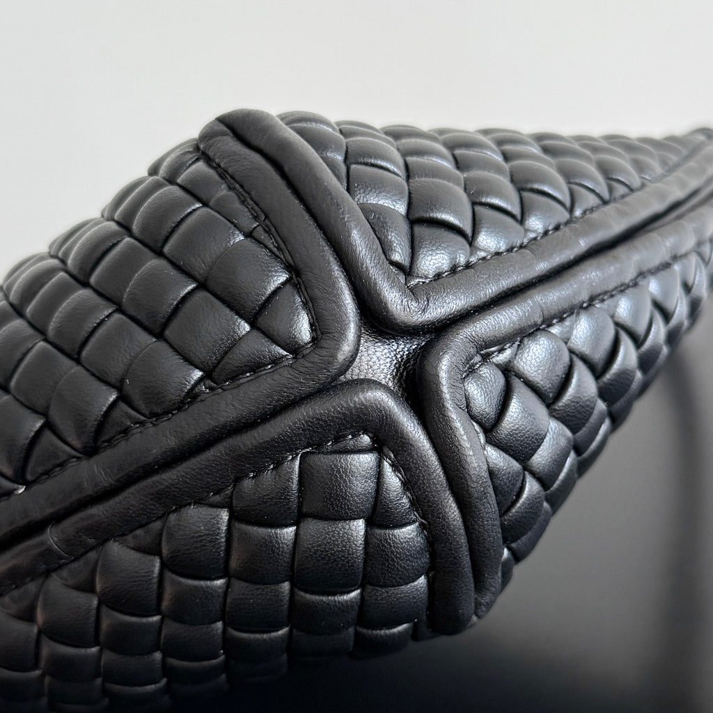 Bottega Veneta 730968 Black Designer Handbag - detail image 4