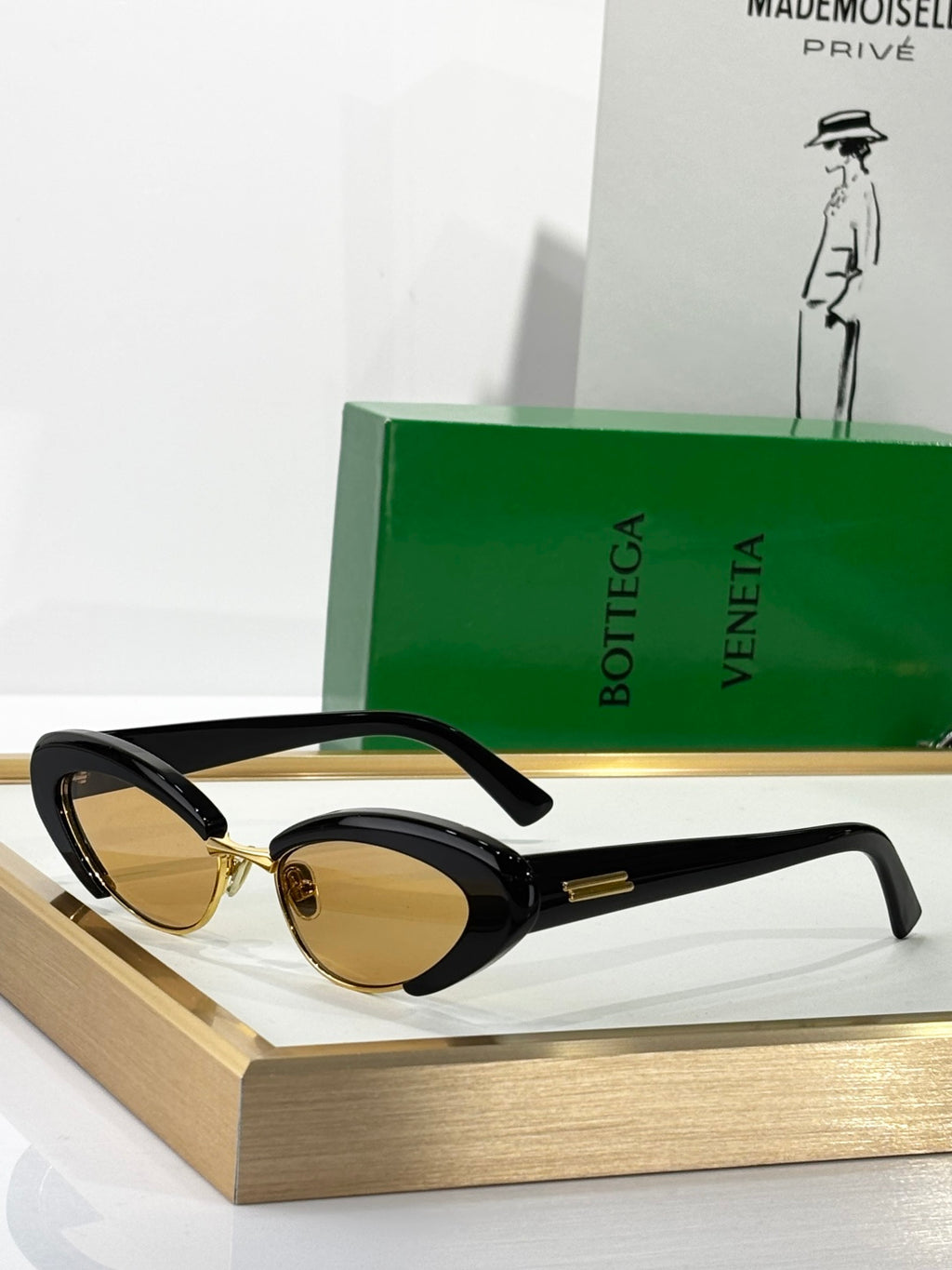 Bottega Veneta BV1387S Green Designer Sunglasses 54-17-140 mm - detail image 3