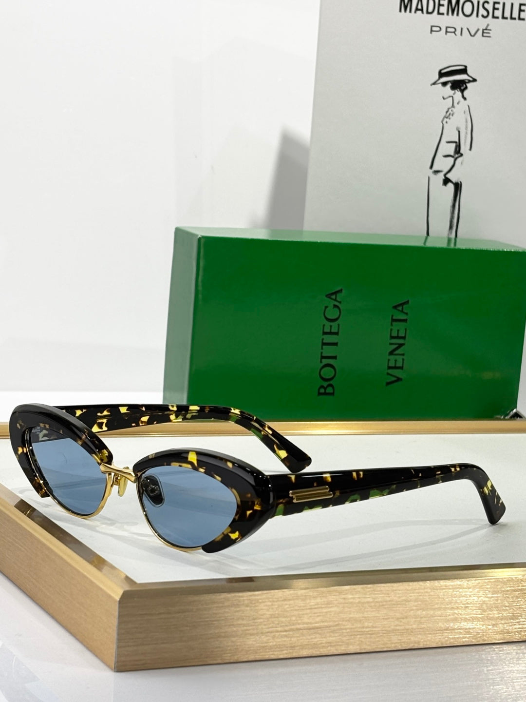 Bottega Veneta BV1387S Green Designer Sunglasses 54-17-140 mm - detail image 2