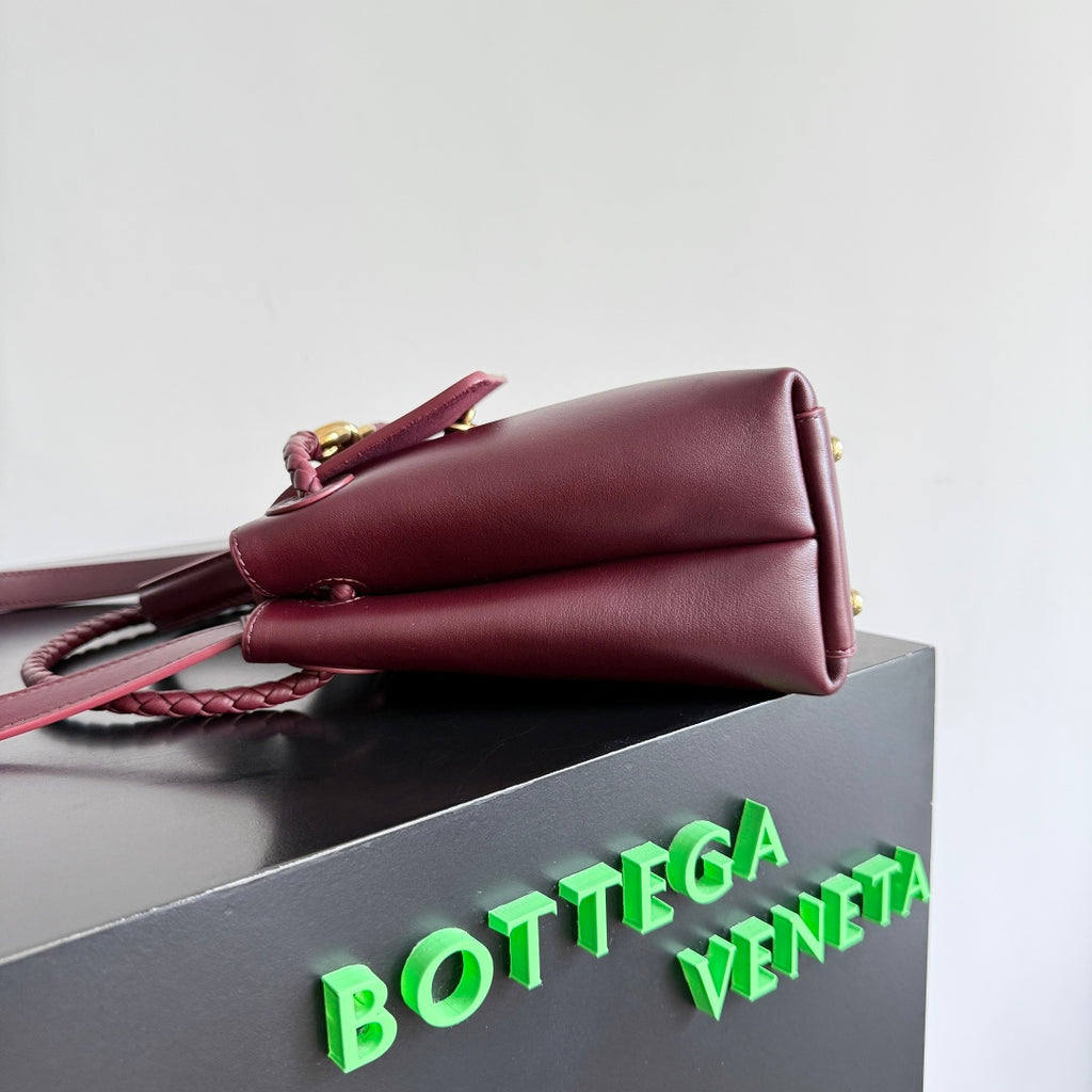 Bottega Veneta 835835 Red Designer Handbag - detail image 3