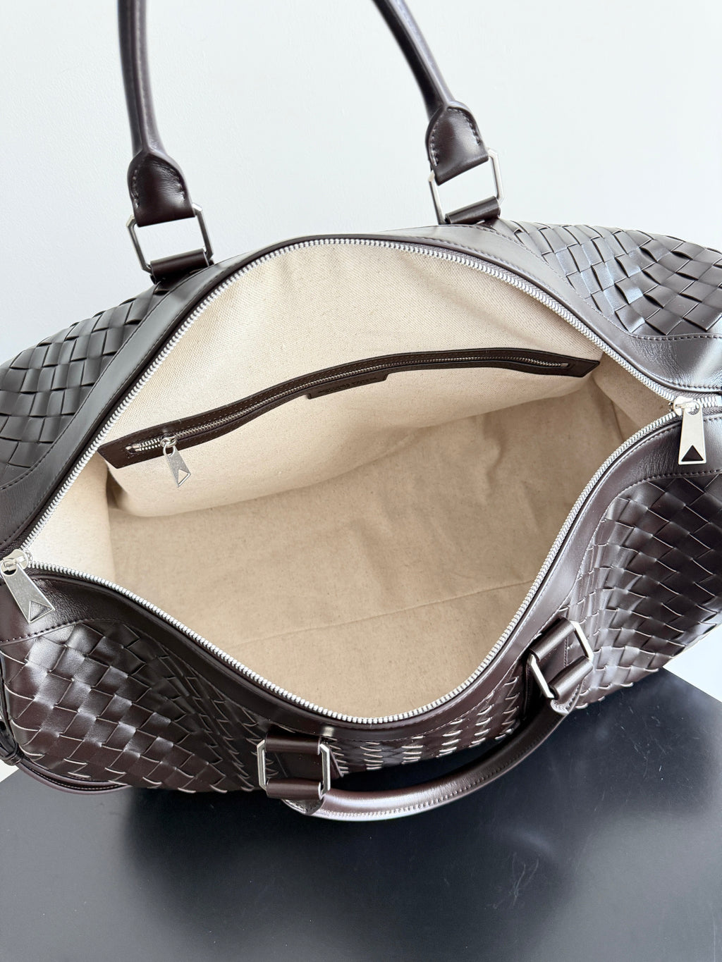 Bottega Veneta 795287 Black Designer Handbag Edition 3 - detail image 9