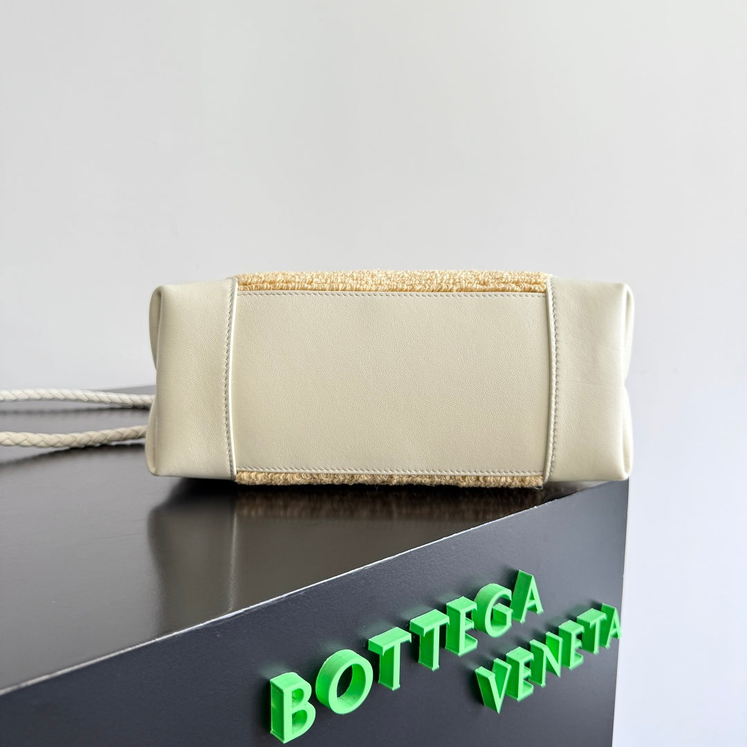 Bottega Veneta 827478 Rose Gold Card Holder Edition 2 - detail image 4