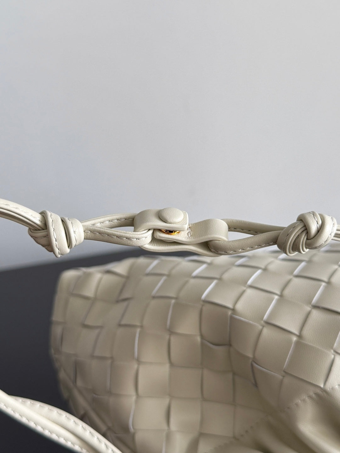 Bottega Veneta 839394 Black Hobo Bag - detail image 5