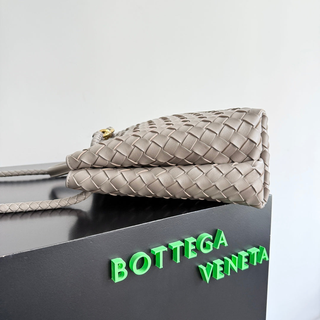 Bottega Veneta 743572 Silver Designer Handbag Edition 2 - detail image 2