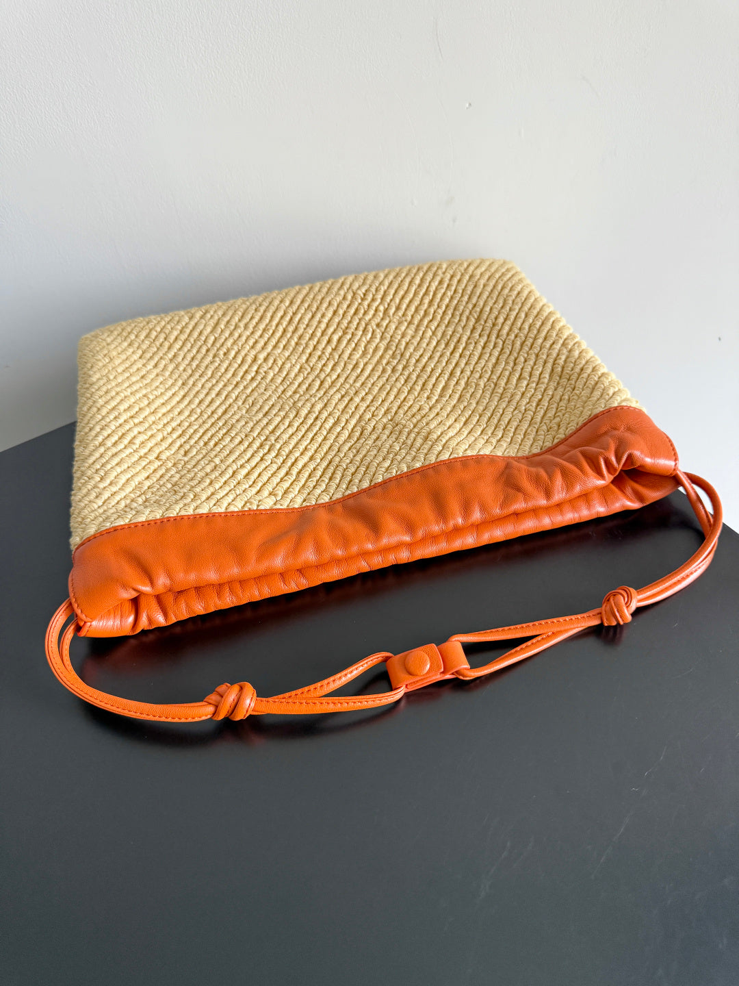 Bottega Veneta 829218 Orange Hobo Bag - detail image 5