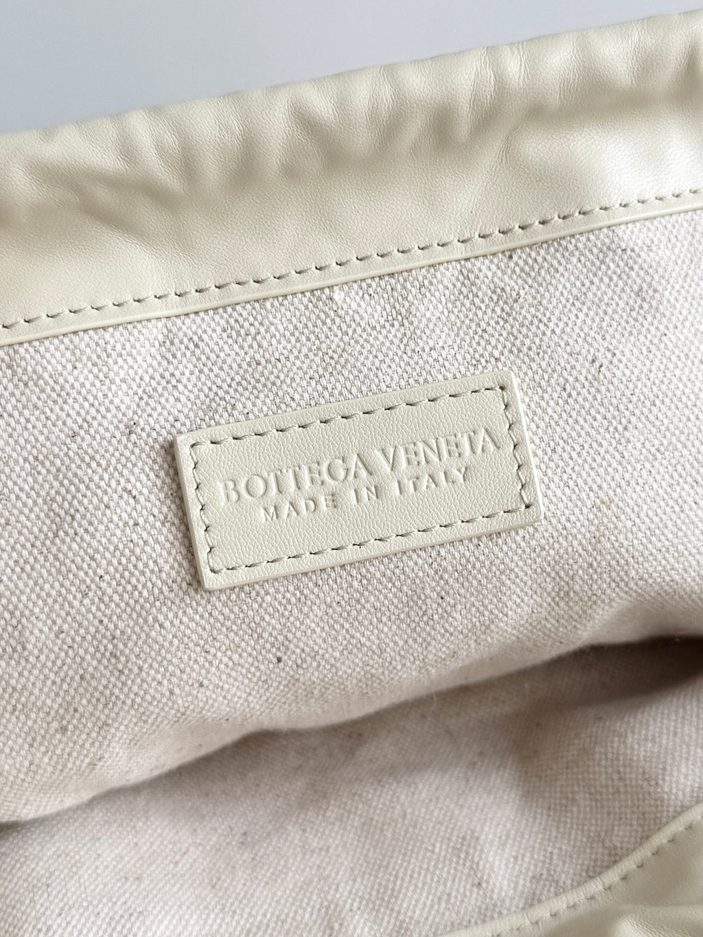 Bottega Veneta 839102 Silver Hobo Bag - detail image 7