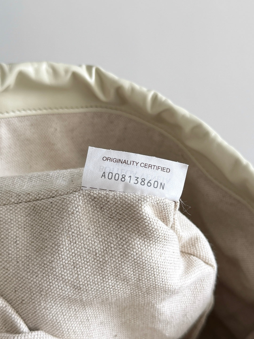 Bottega Veneta 839102 Silver Hobo Bag - detail image 8