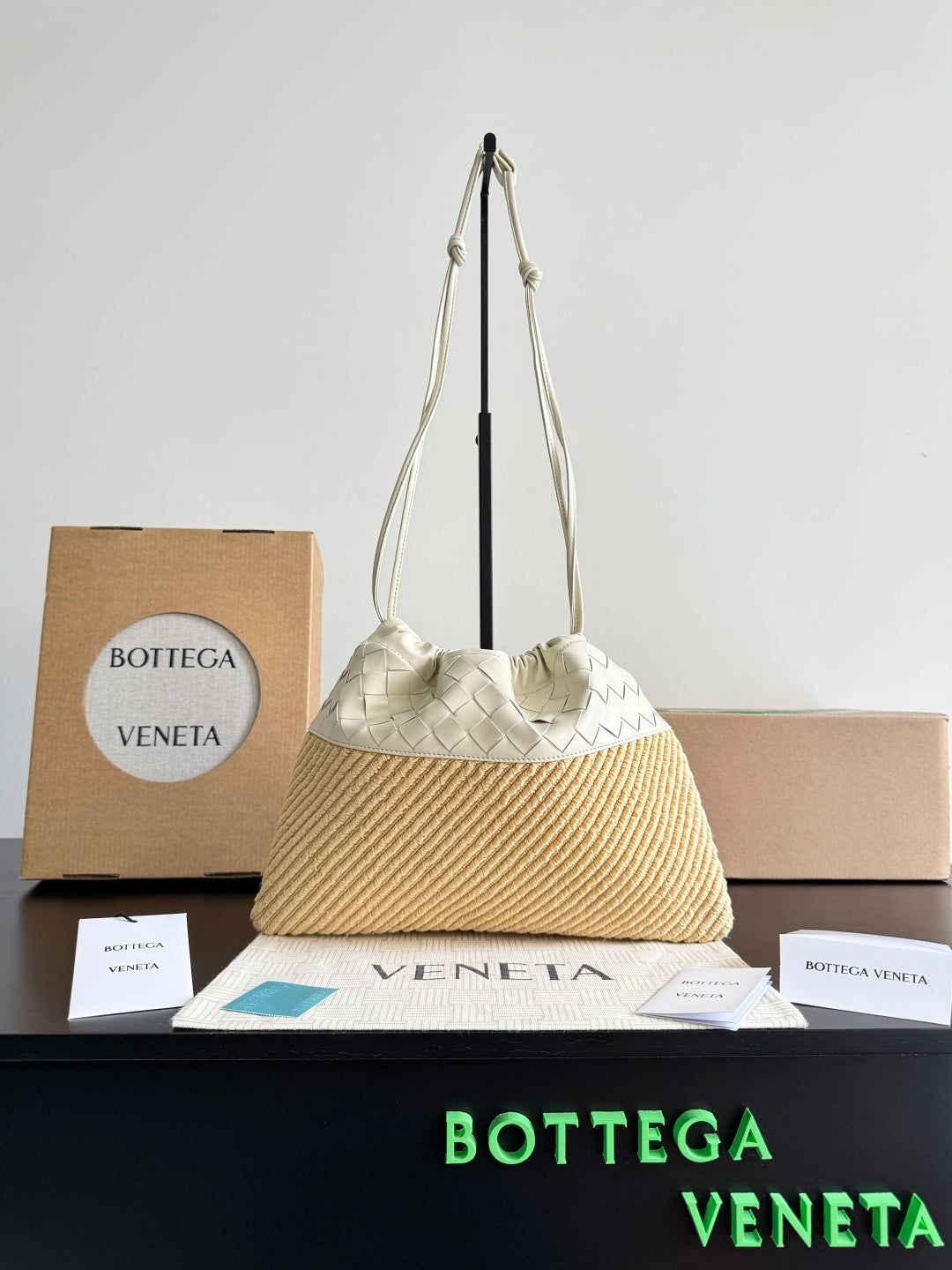 Bottega Veneta Black Designer Handbag Edition 451