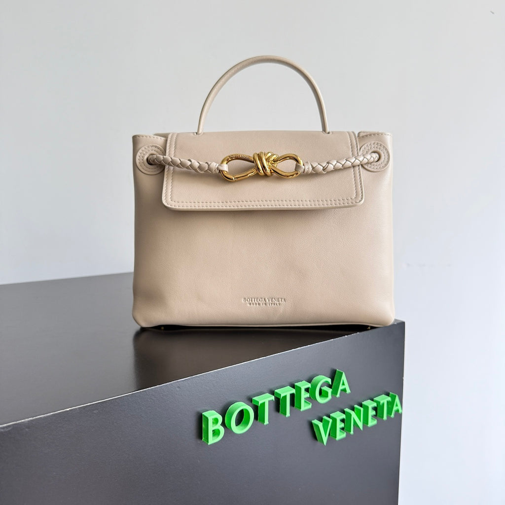Bottega Veneta 835835 Silver Designer Handbag