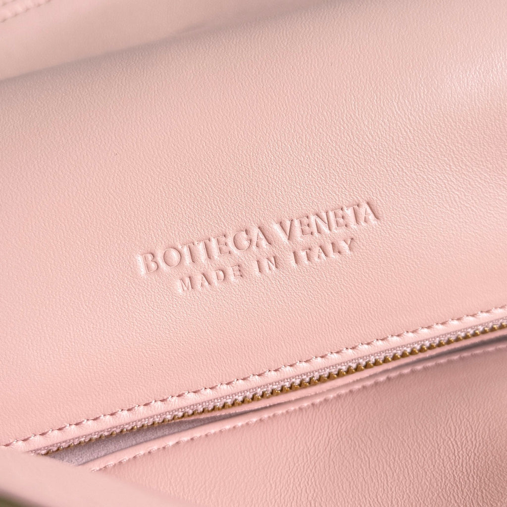 Bottega Veneta 806034 Olive Green Designer Handbag - detail image 7