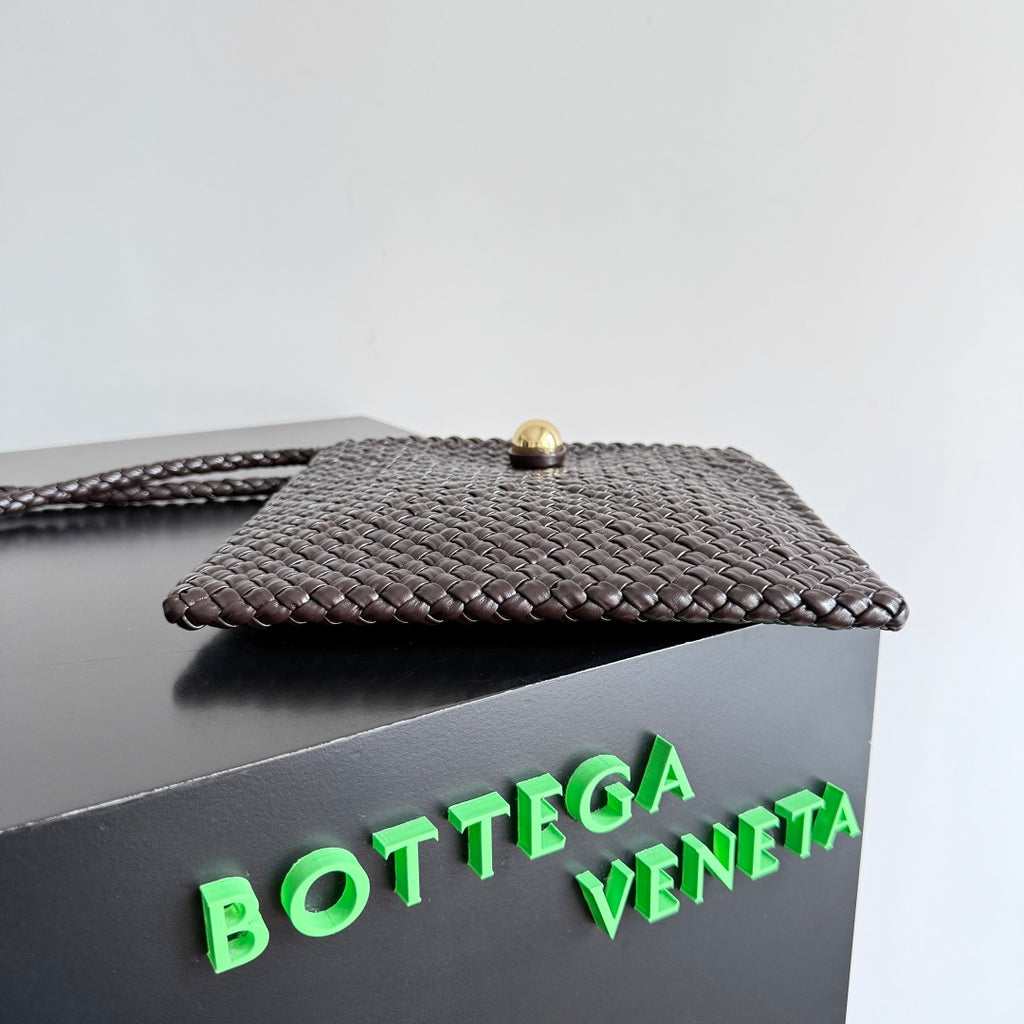Bottega Veneta 777680 Black Designer Handbag - detail image 2