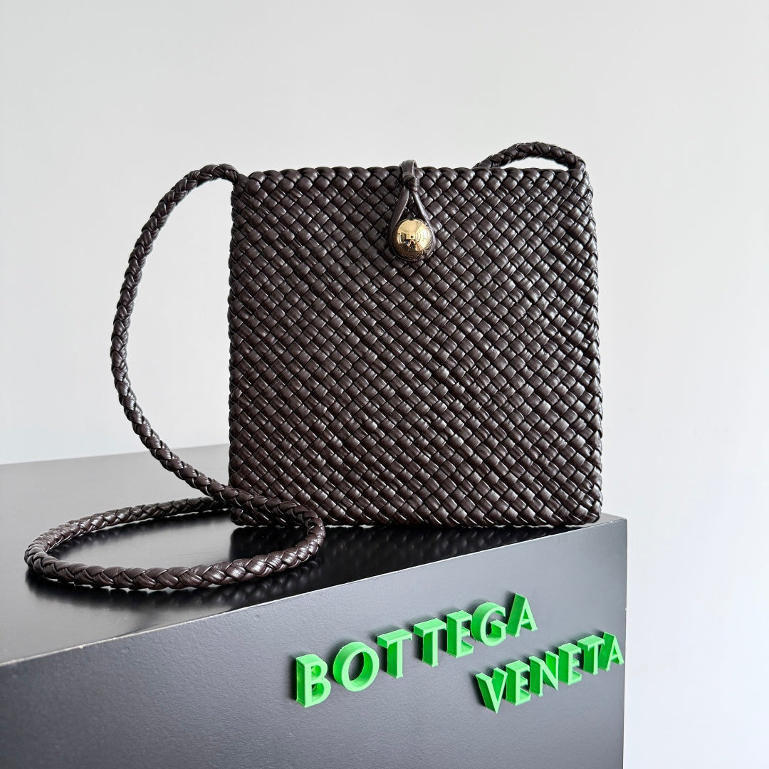 Bottega Veneta 777680 Black Designer Handbag