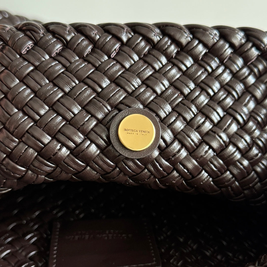 Bottega Veneta 777680 Black Designer Handbag - detail image 6