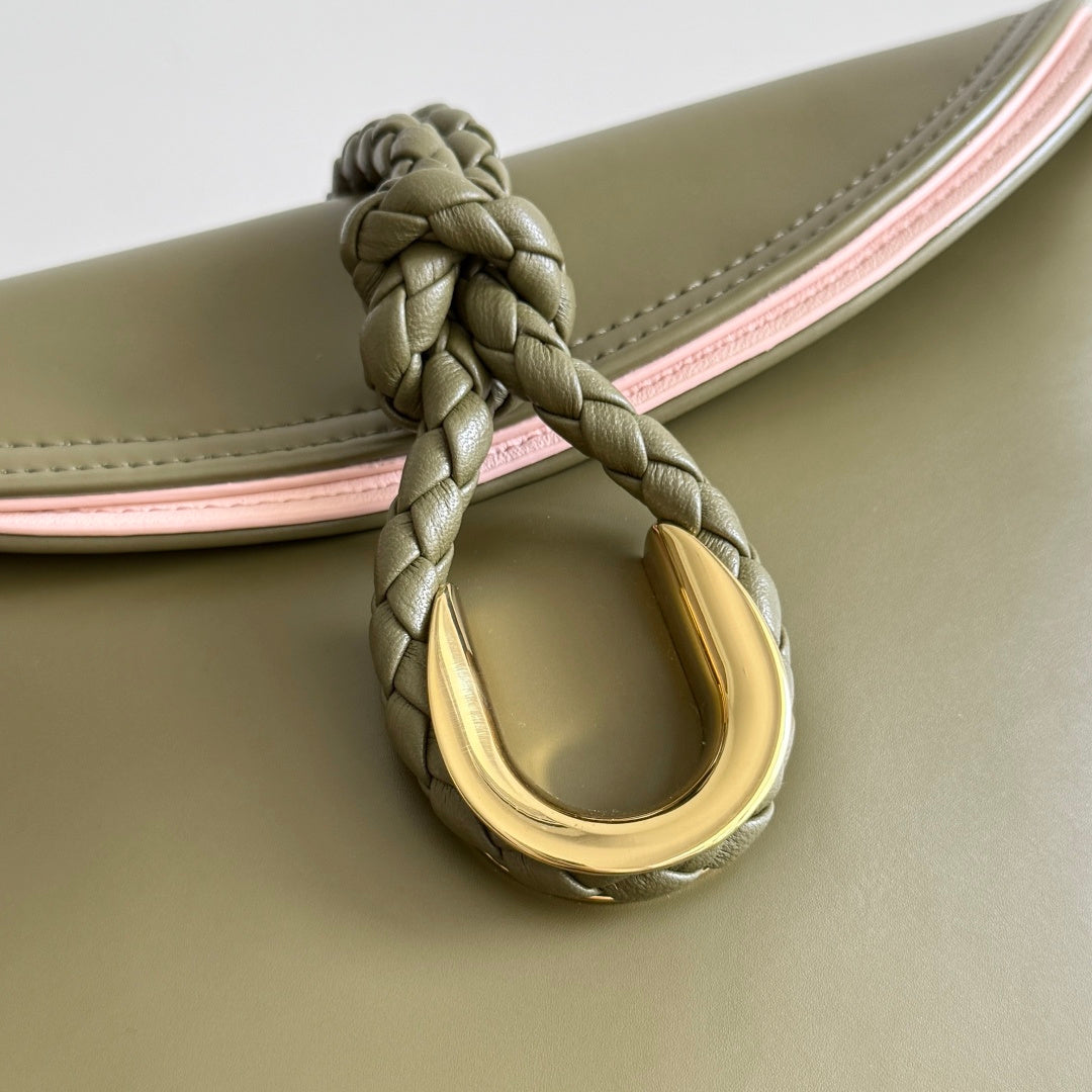 Bottega Veneta 806030 Olive Green Designer Handbag - detail image 5