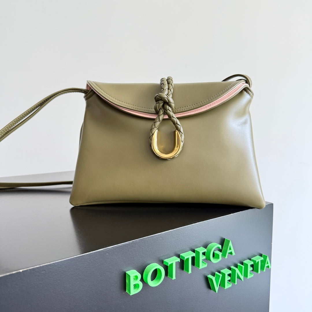 Bottega Veneta 806030 Olive Green Designer Handbag