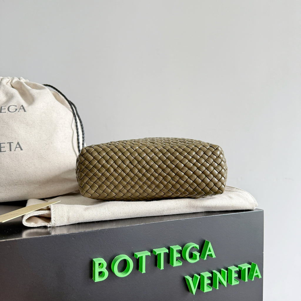 Bottega Veneta 776755 Silver Designer Handbag Edition 3 - detail image 2