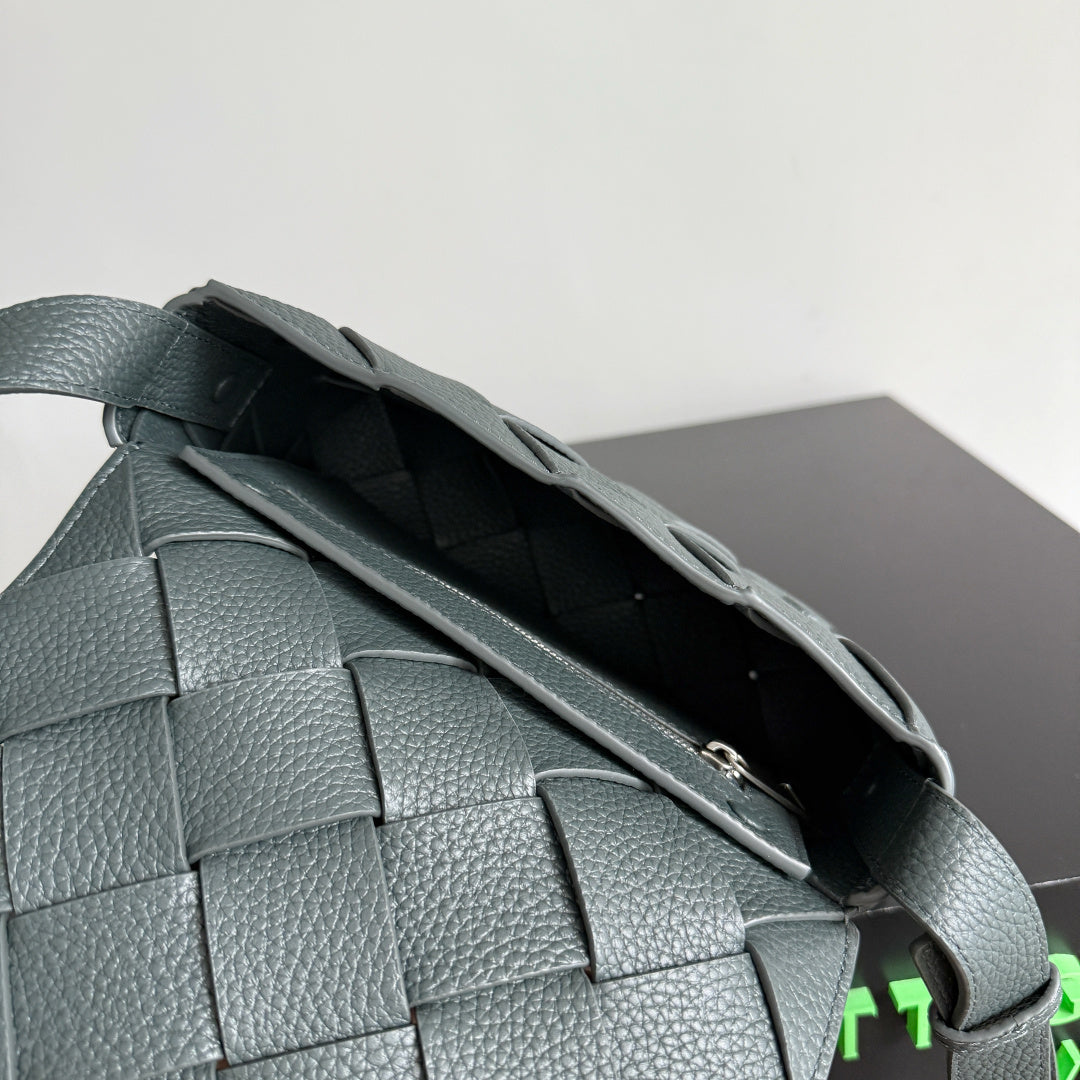 Bottega Veneta 795637 Black Designer Handbag Edition 4 - detail image 9