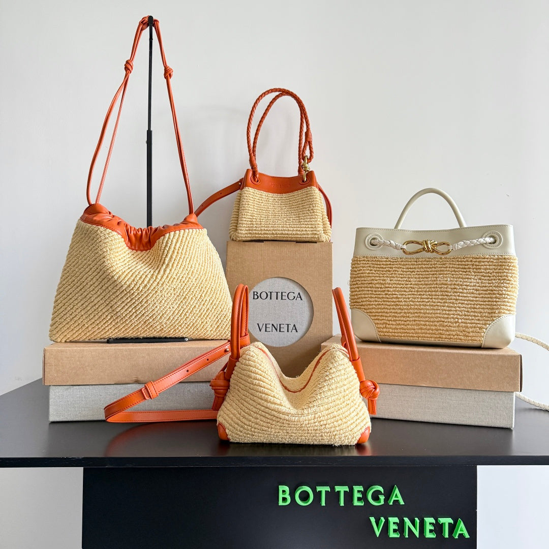 Bottega Veneta Rose Gold Designer Handbag Edition 21