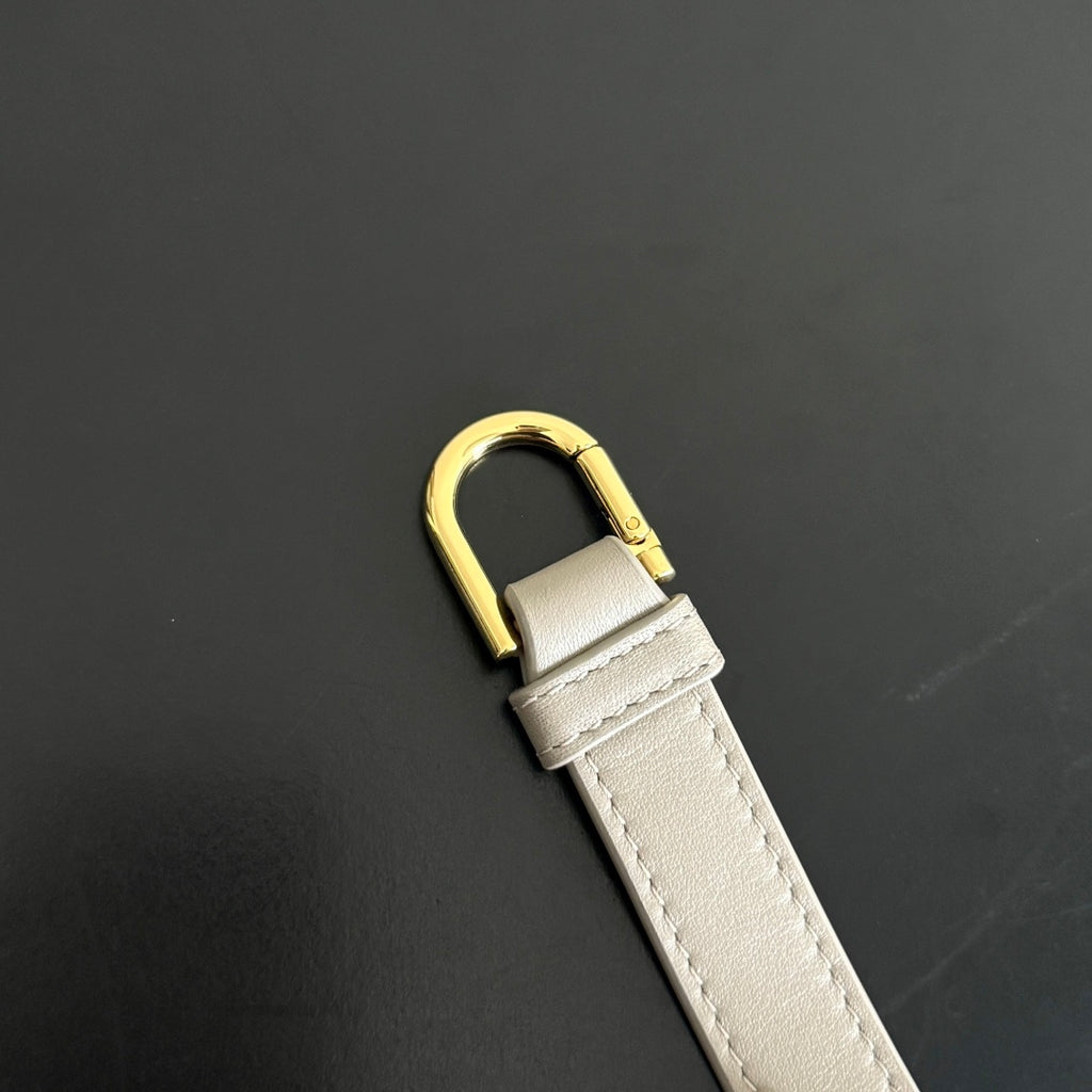 Bottega Veneta Silver Designer Handbag Edition 117 - detail image 9