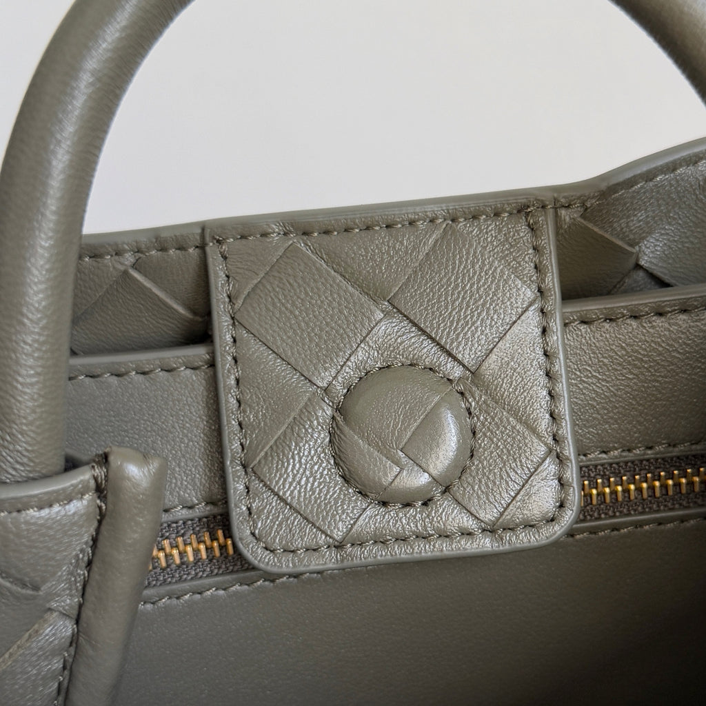 Bottega Veneta 743568 Silver Designer Handbag Edition 9 - detail image 8