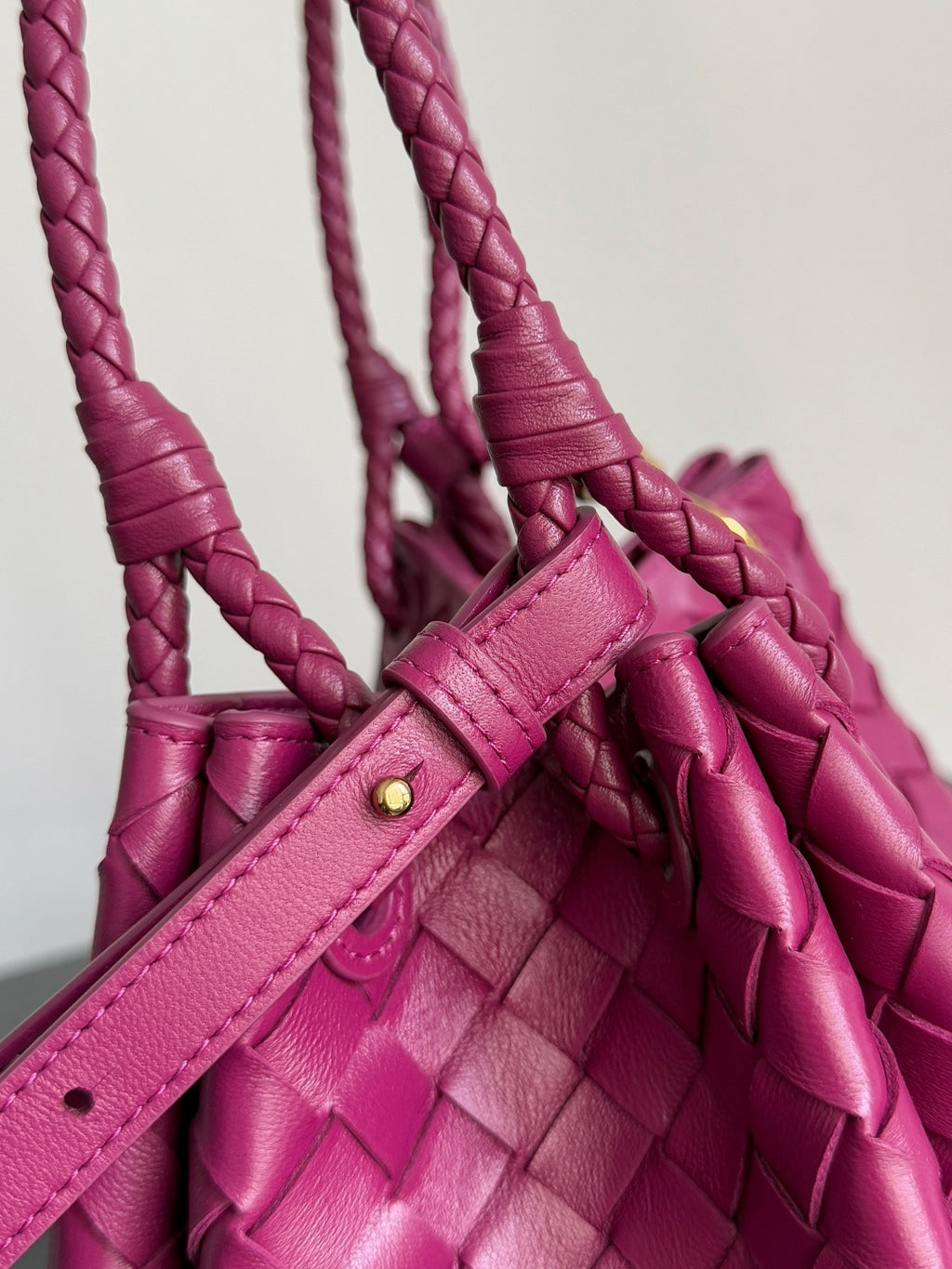 Bottega Veneta 835921 Purple Designer Handbag - detail image 5