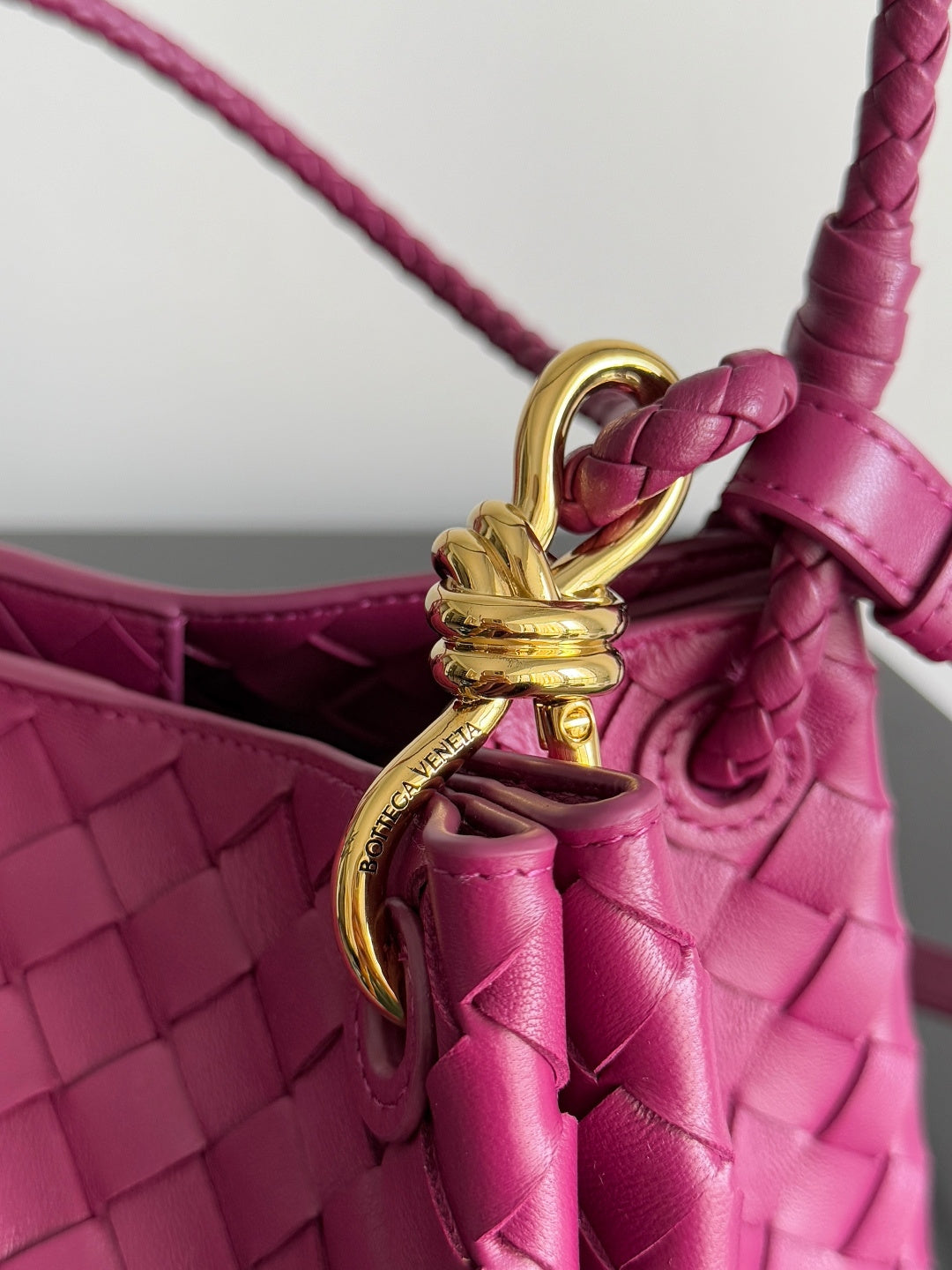 Bottega Veneta 835921 Purple Designer Handbag - detail image 4