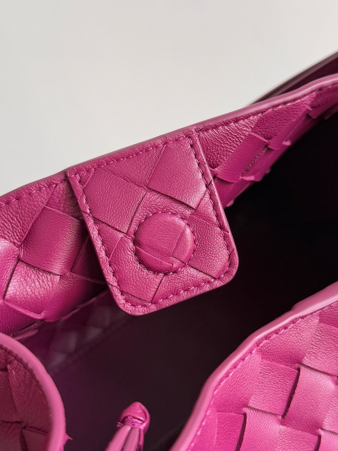 Bottega Veneta 835921 Purple Designer Handbag - detail image 6