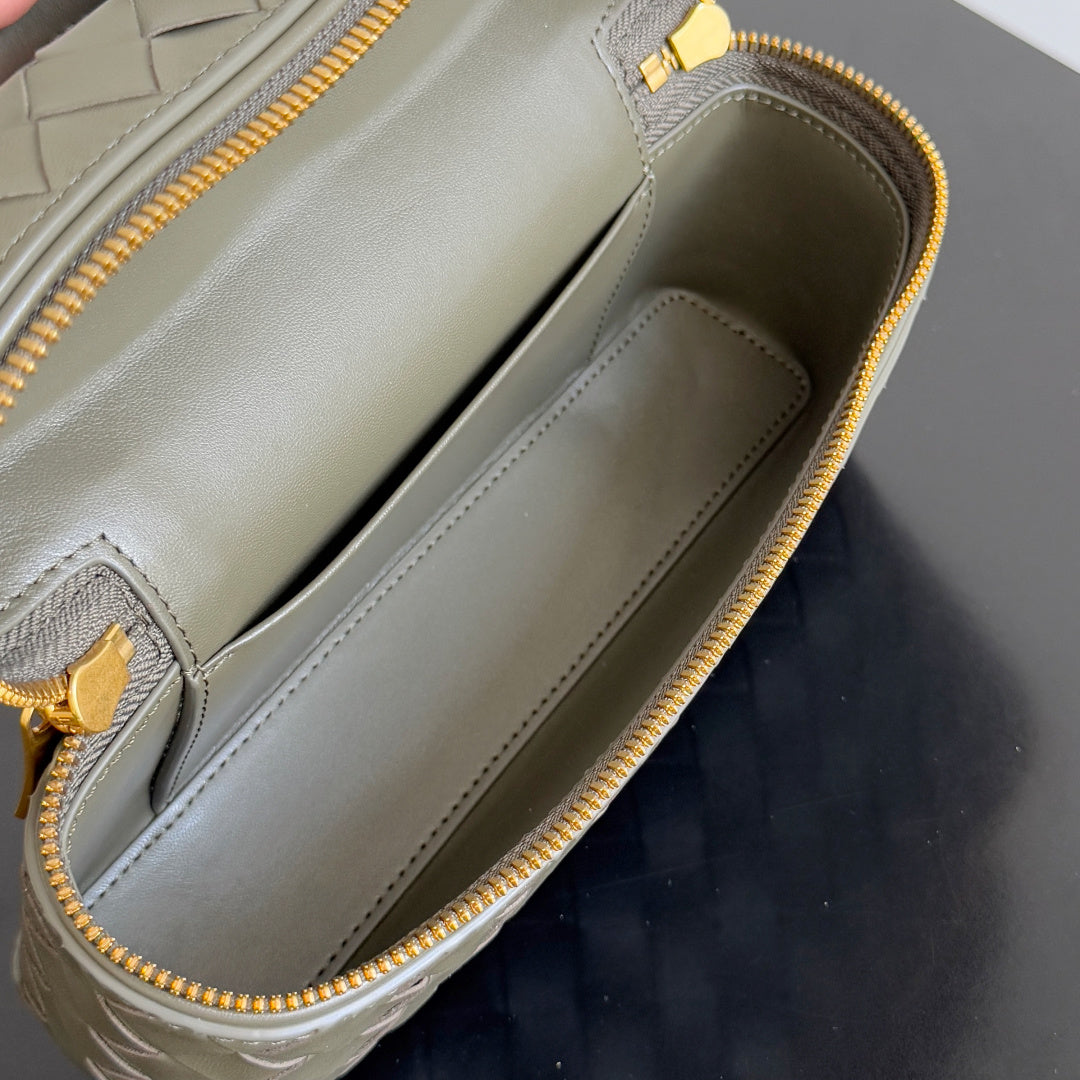 Bottega Veneta 789109 Gray Designer Handbag Edition 3 - detail image 9