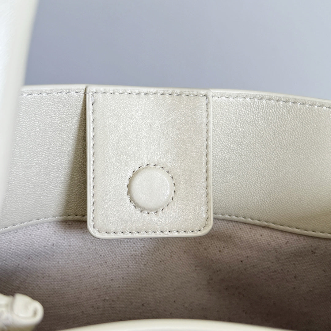 Bottega Veneta 743572 Silver Card Holder - detail image 7