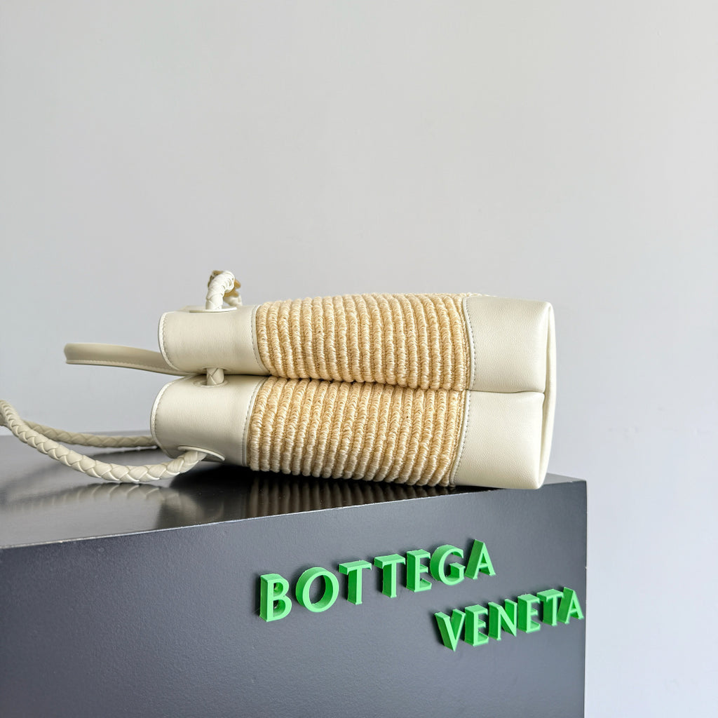 Bottega Veneta 743572 Silver Card Holder - detail image 2