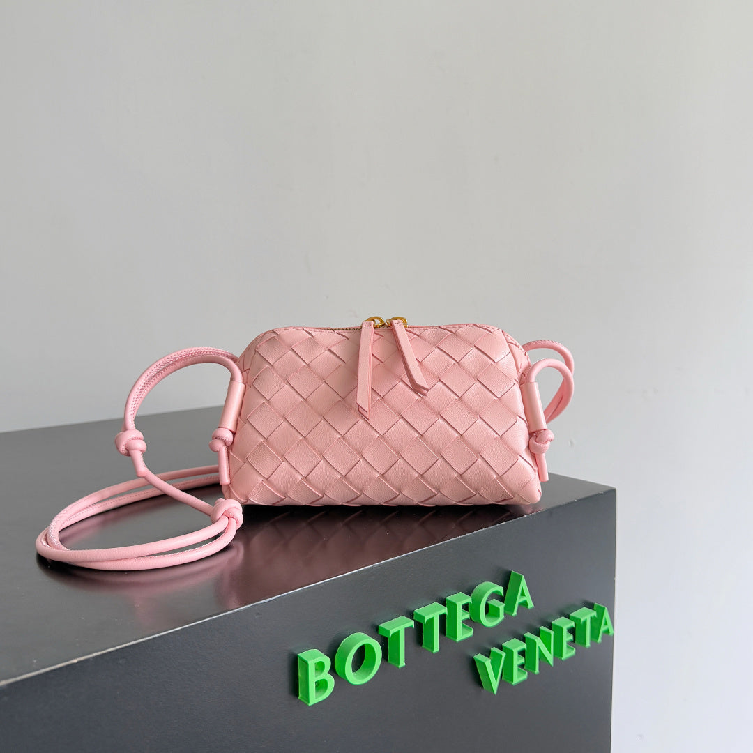 Bottega Veneta 794258 Pink Pouch Bag