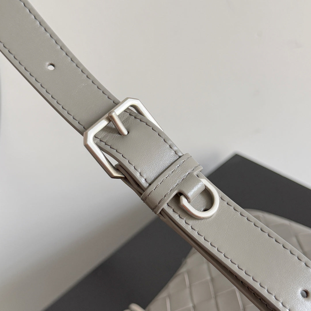 Bottega Veneta 755923 Gray Designer Handbag - detail image 6