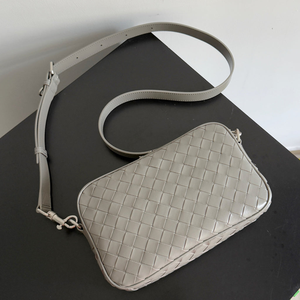 Bottega Veneta 755923 Gray Designer Handbag - detail image 4
