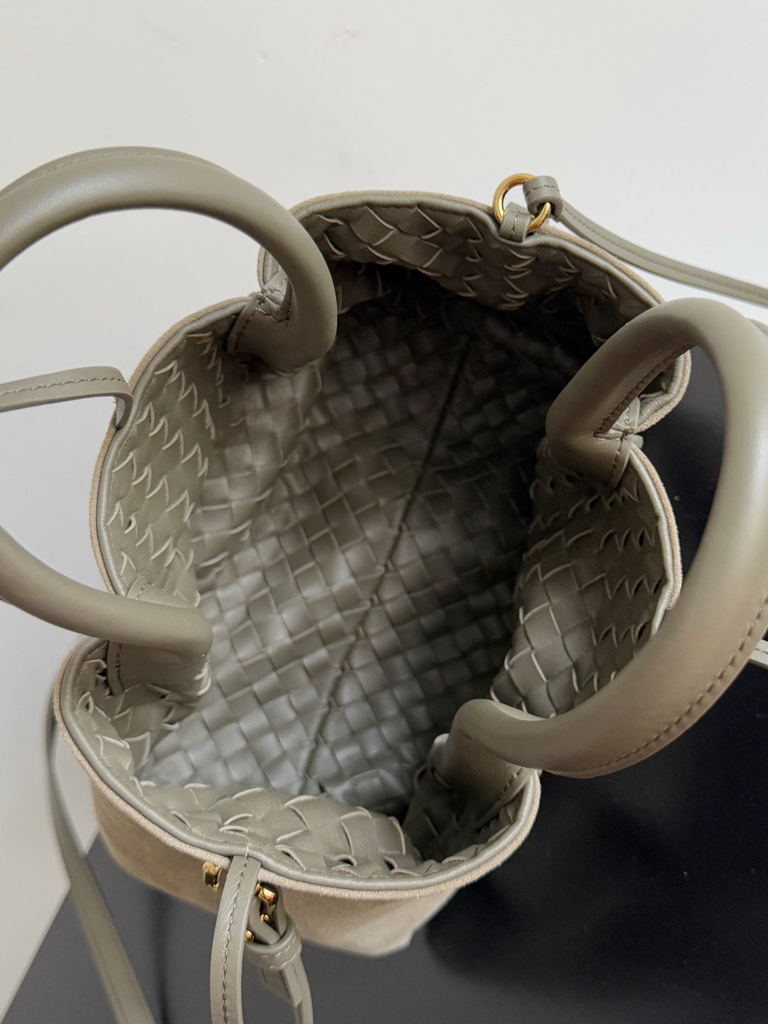 Bottega Veneta 819004 Charcoal Gray Designer Handbag - detail image 8