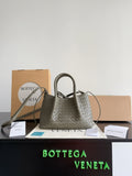 Bottega Veneta Black Designer Handbag Edition 526