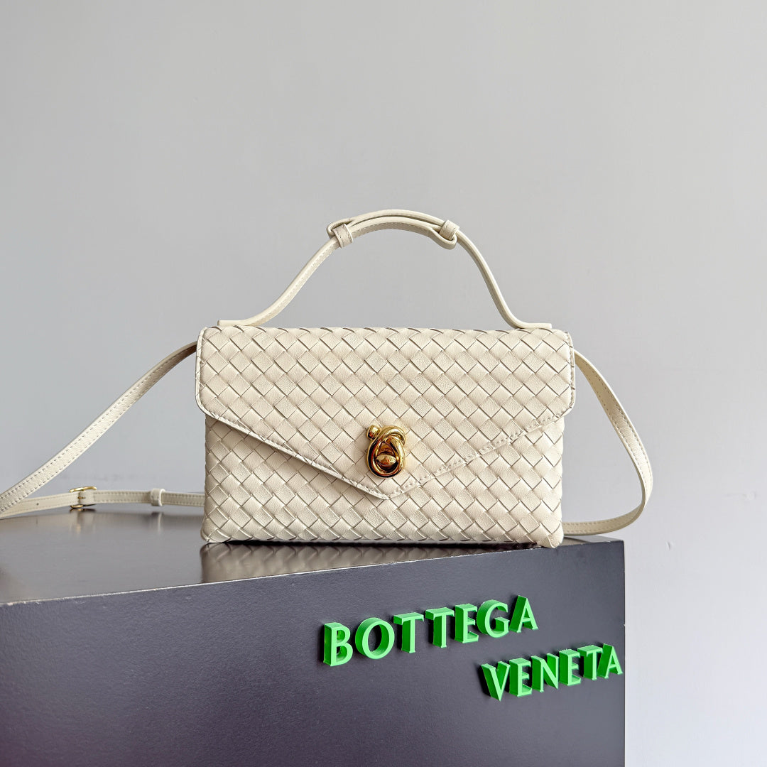 Bottega Veneta 817191 Silver Tote Bag - detail image 3