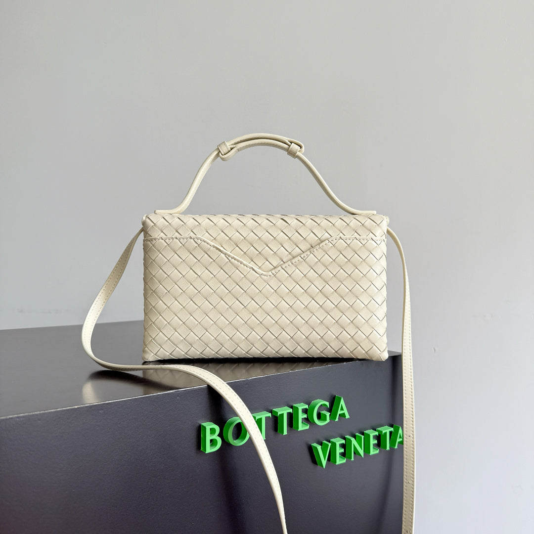 Bottega Veneta 817191 Silver Tote Bag - detail image 5
