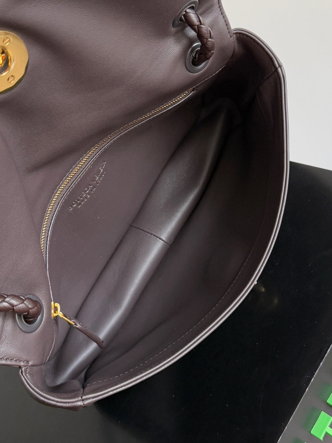 Bottega Veneta 836296 Charcoal Gray Designer Handbag Edition 2 - detail image 9