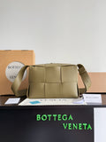 Bottega Veneta Black Designer Handbag Edition 554
