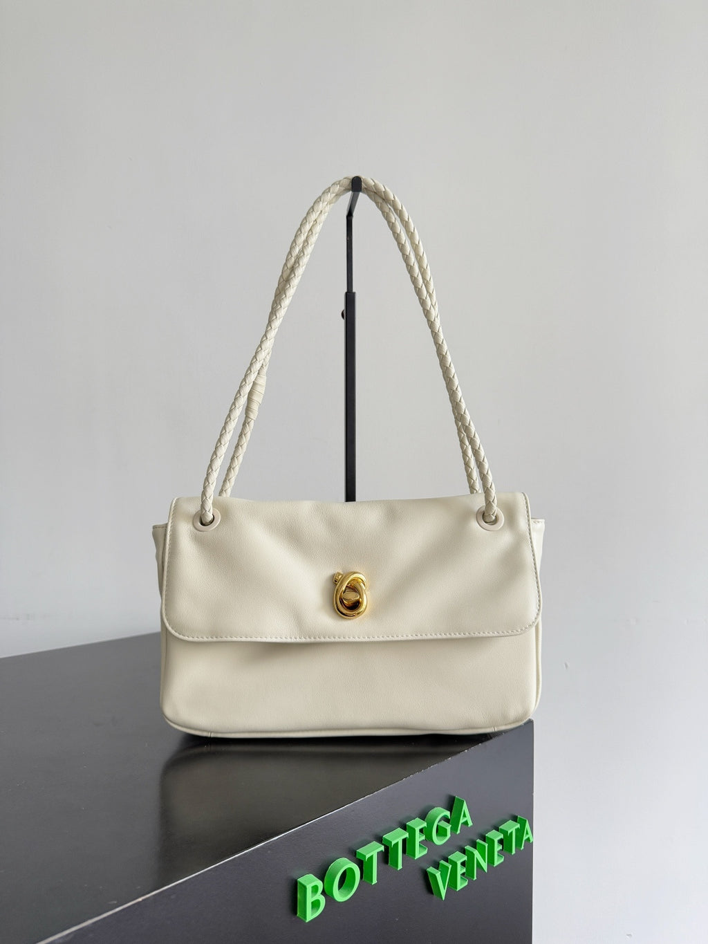 Bottega Veneta 836296 Silver Designer Handbag