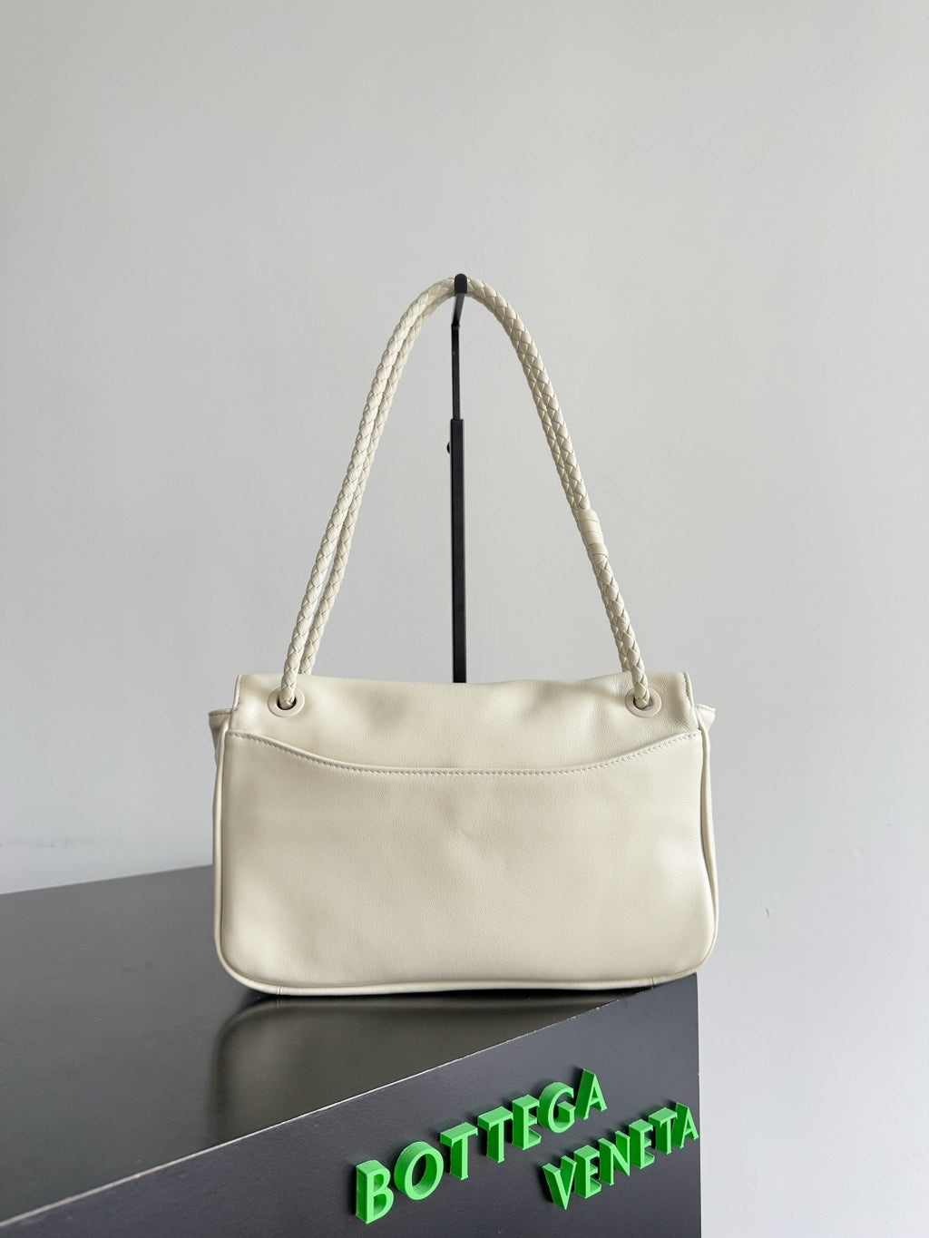 Bottega Veneta 836296 Silver Designer Handbag - detail image 3
