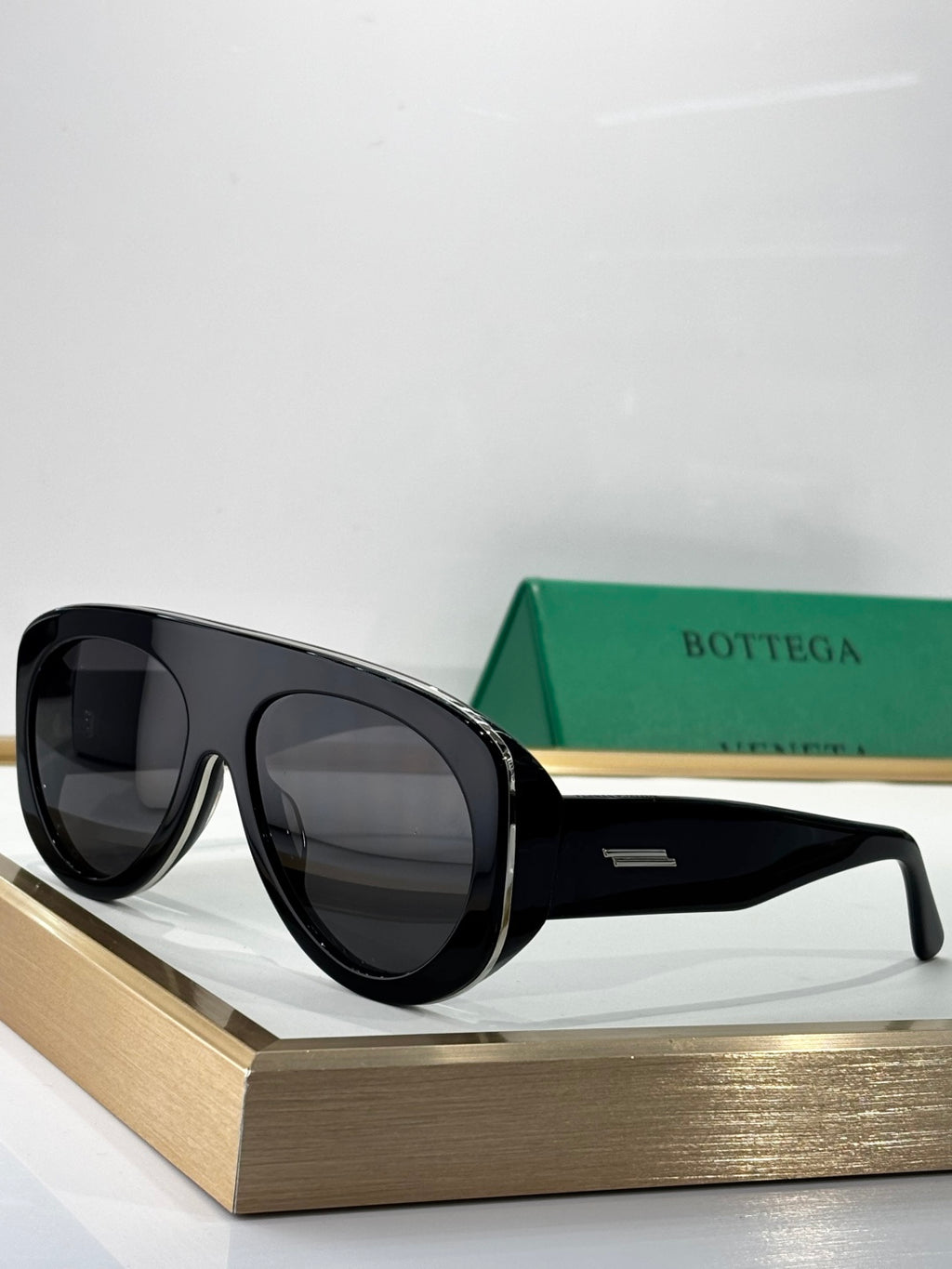 Bottega Veneta BV1362S Black & Brown Designer Sunglasses 58-17-130 mm - detail image 3