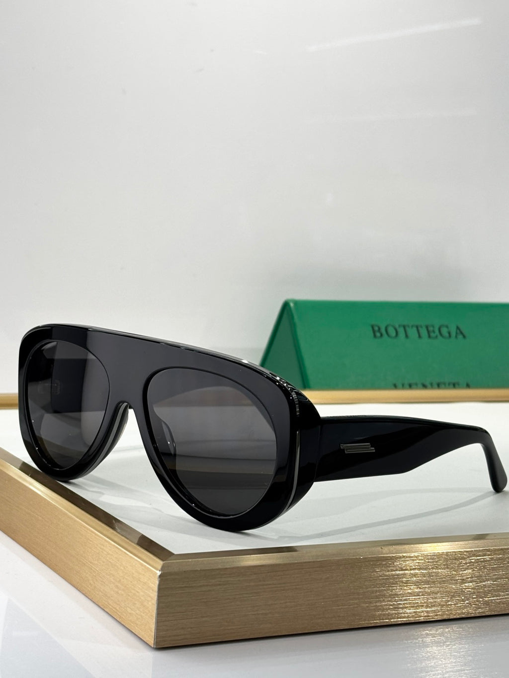 Bottega Veneta BV1362S Black & Brown Designer Sunglasses 58-17-130 mm - detail image 7