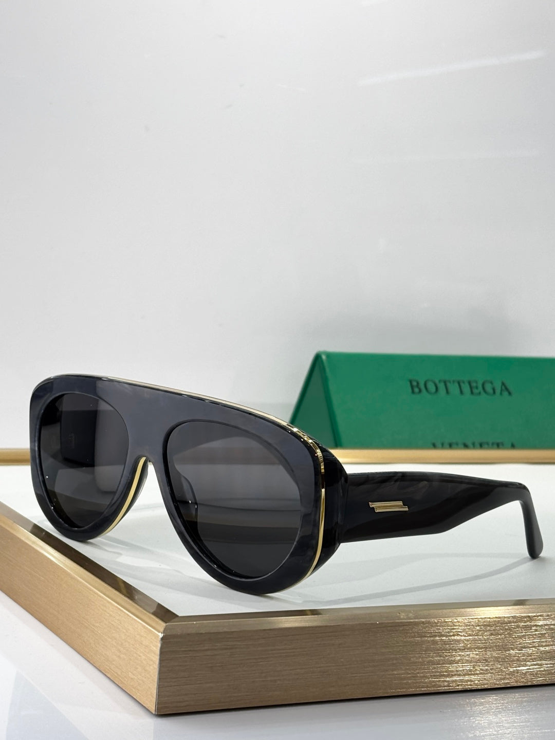 Bottega Veneta BV1362S Black & Brown Designer Sunglasses 58-17-130 mm - detail image 5