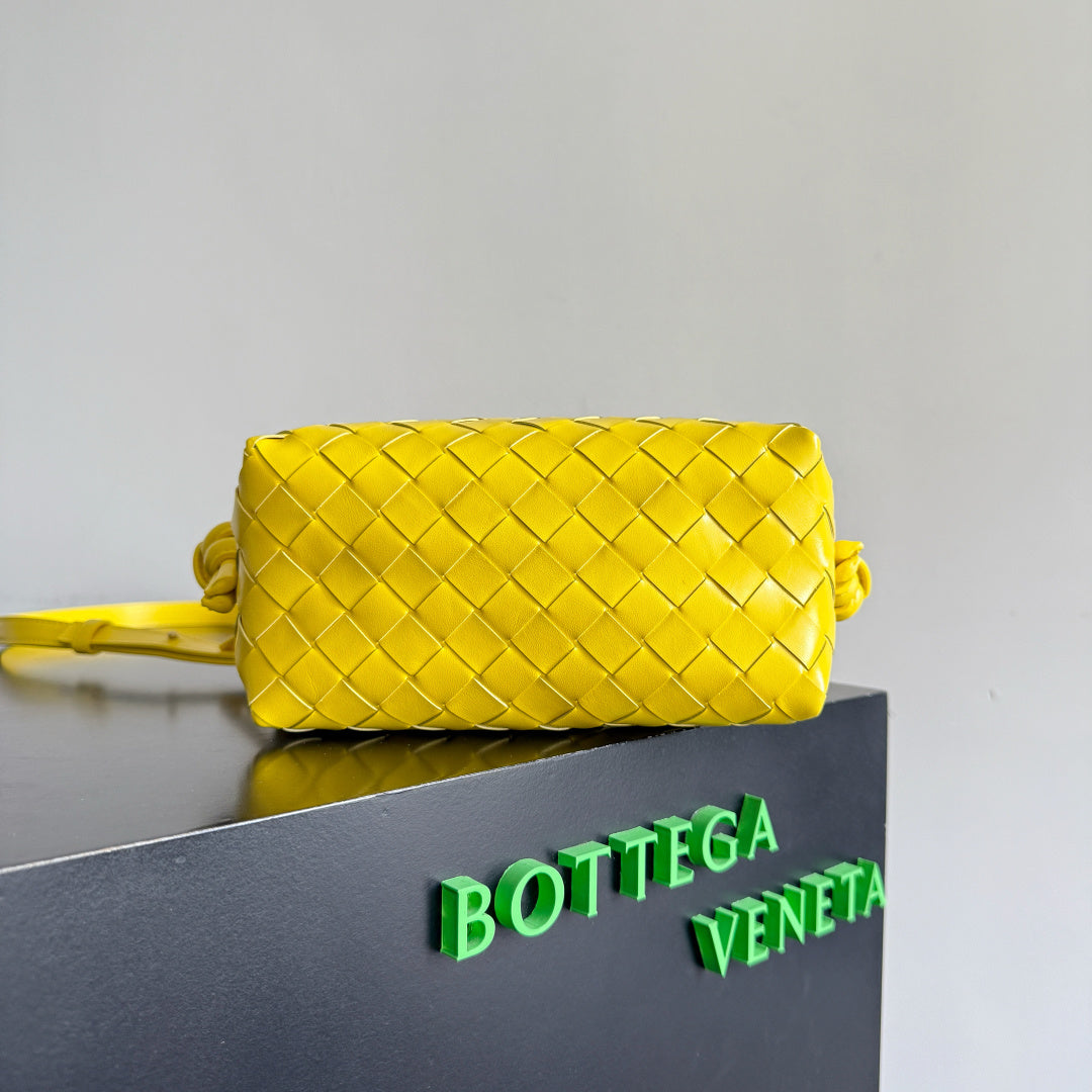 Bottega Veneta 796615 Yellow Designer Handbag - detail image 3