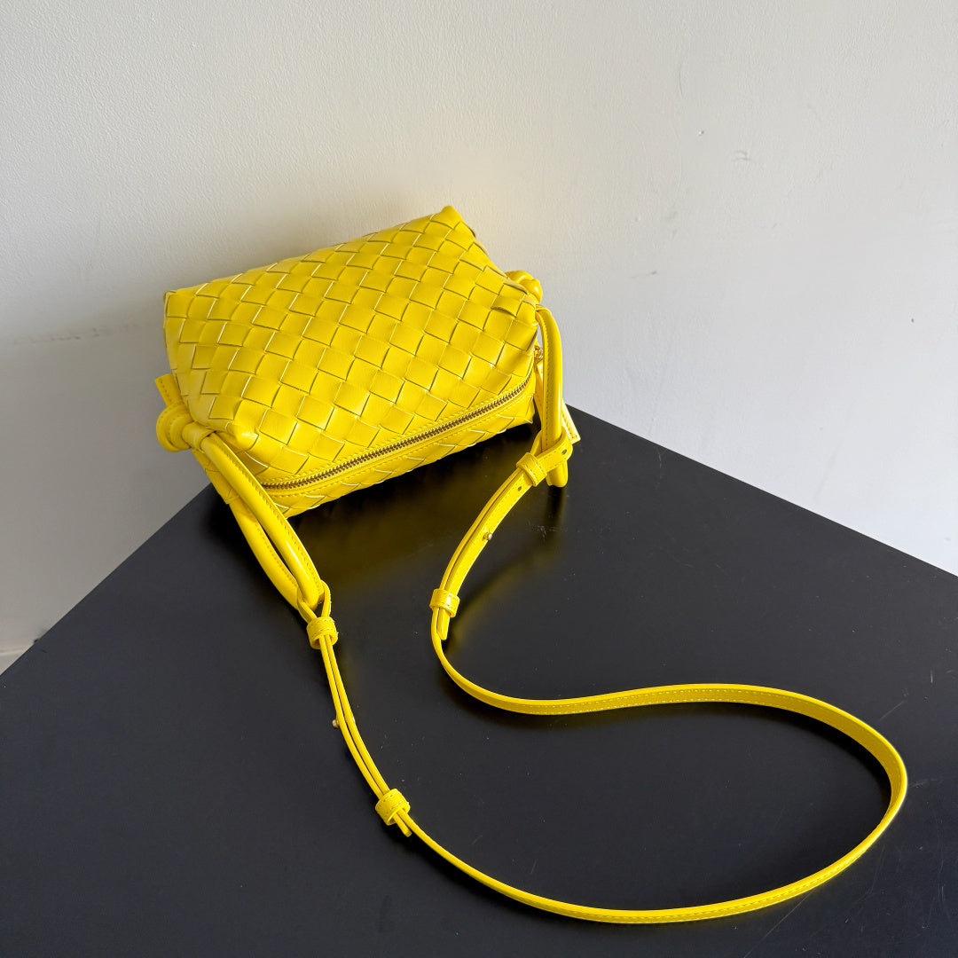 Bottega Veneta 796615 Yellow Designer Handbag - detail image 5