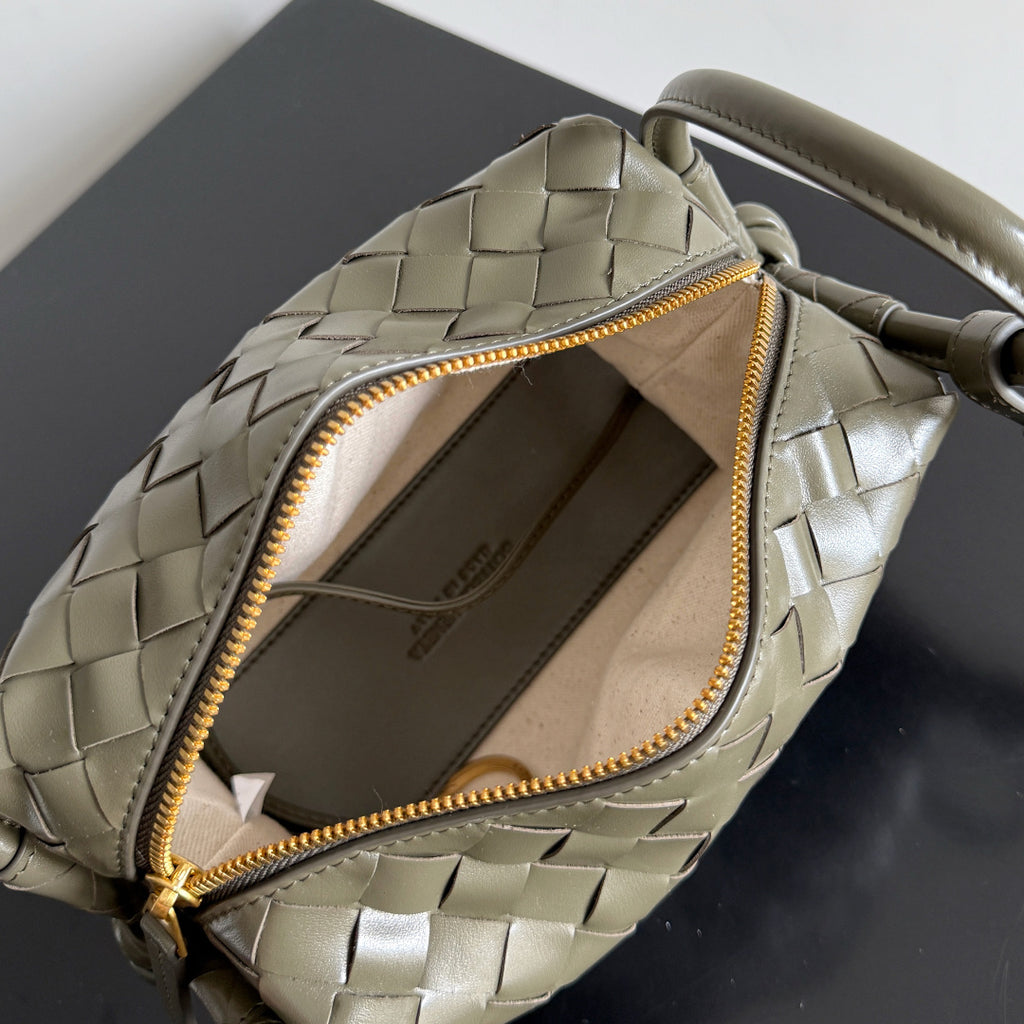 Bottega Veneta 796615 Silver Designer Handbag - detail image 7