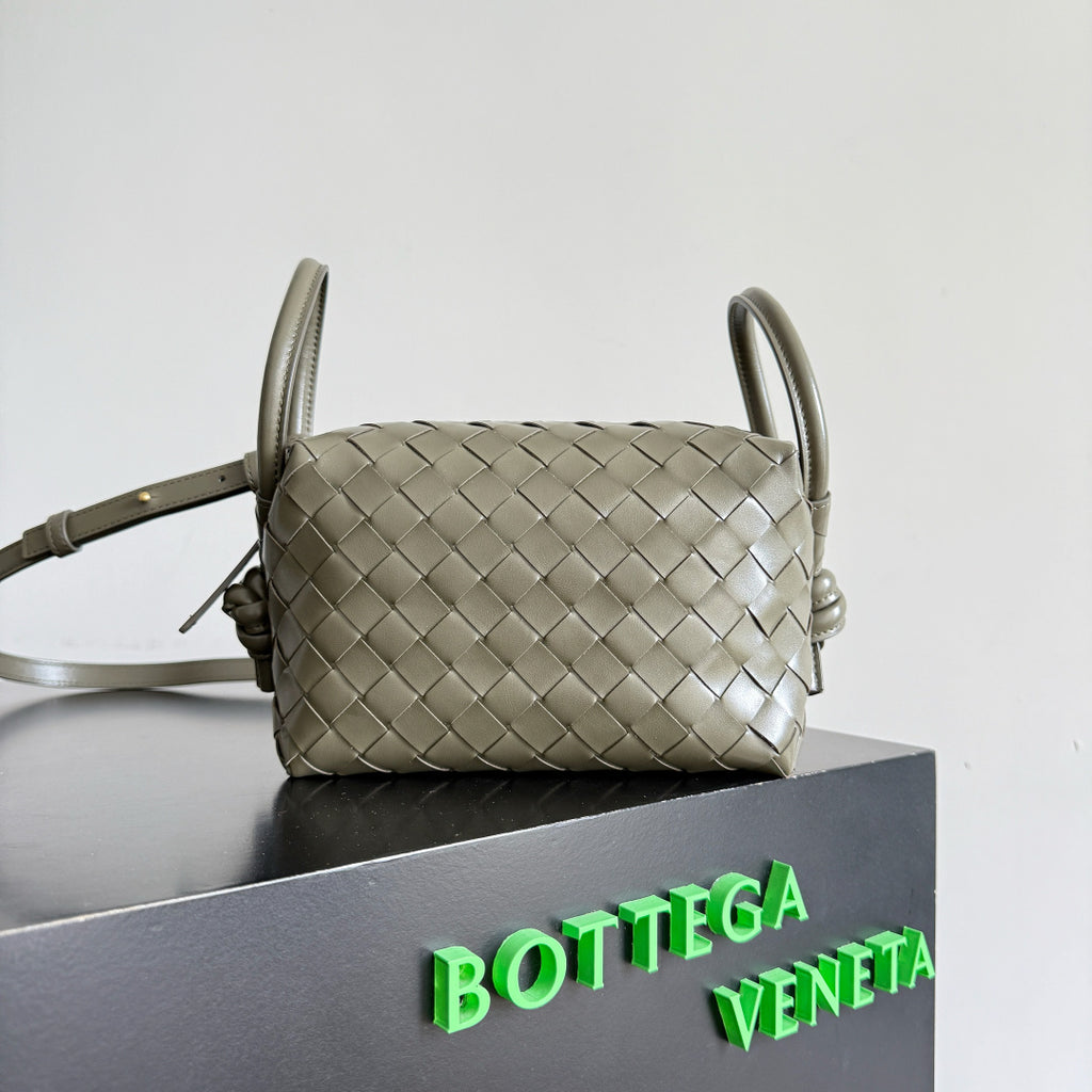 Bottega Veneta 796615 Silver Designer Handbag