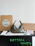 Bottega Veneta Black Designer Handbag Edition 566