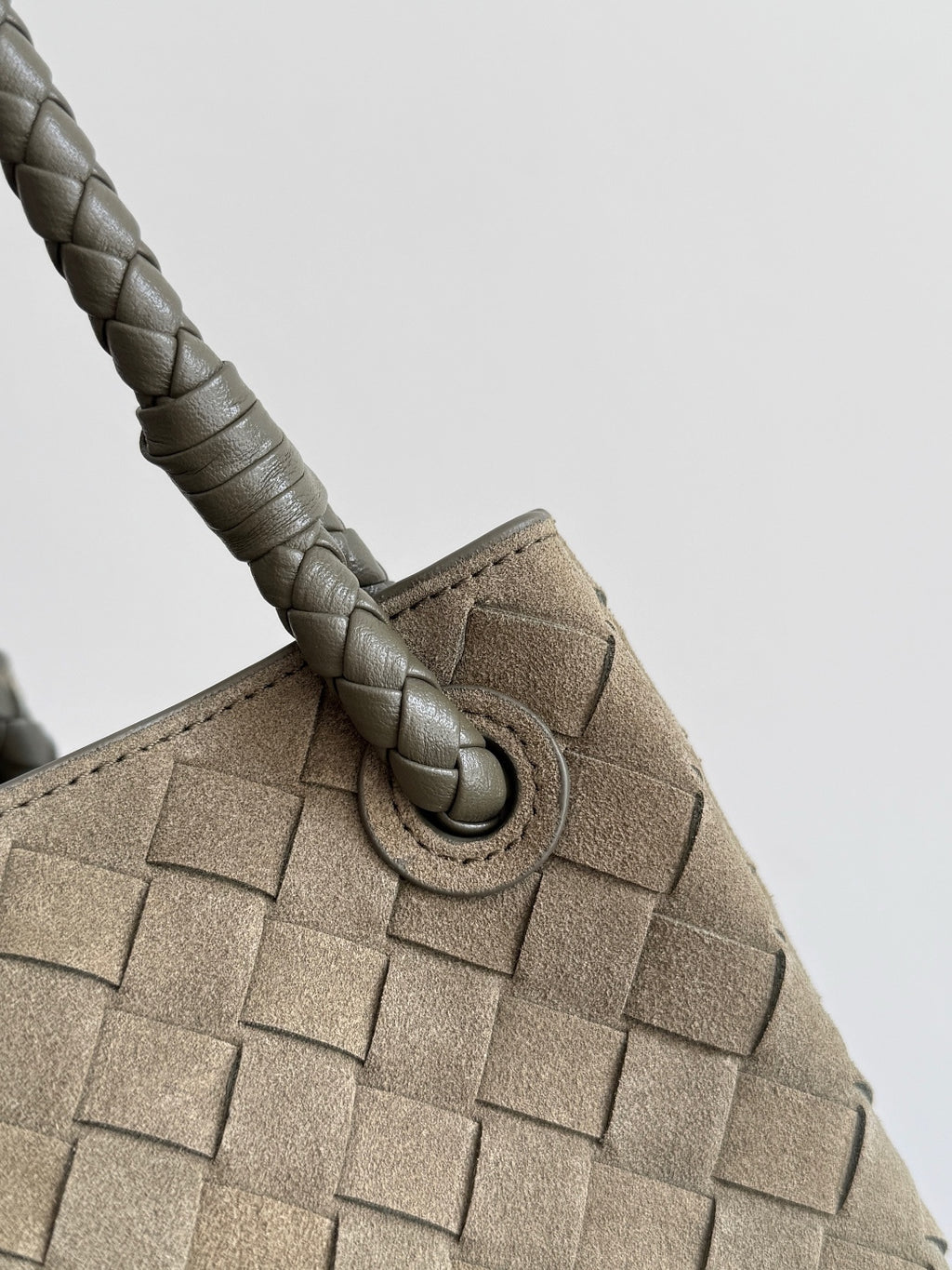 Bottega Veneta 796571 Brown Designer Handbag - detail image 4